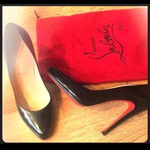 Authentic Christian Louboutin Pump
